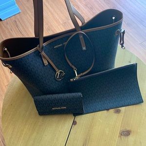 Michael Kors purse, wristlet, and wallet